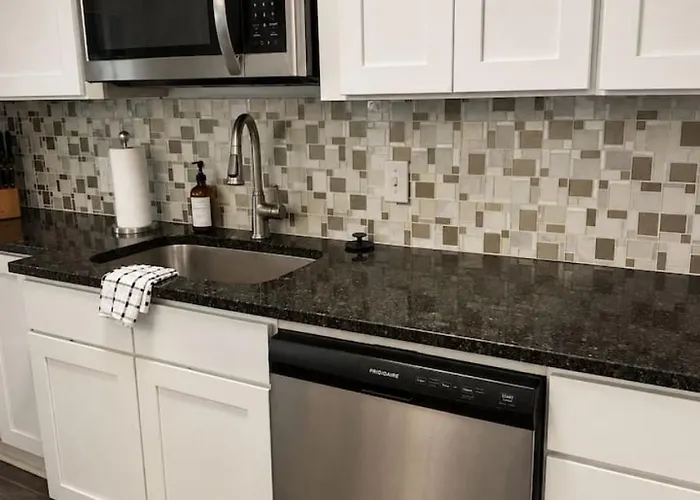 Holiday home Archer House 2br - Workspace - Pets - Downtown *