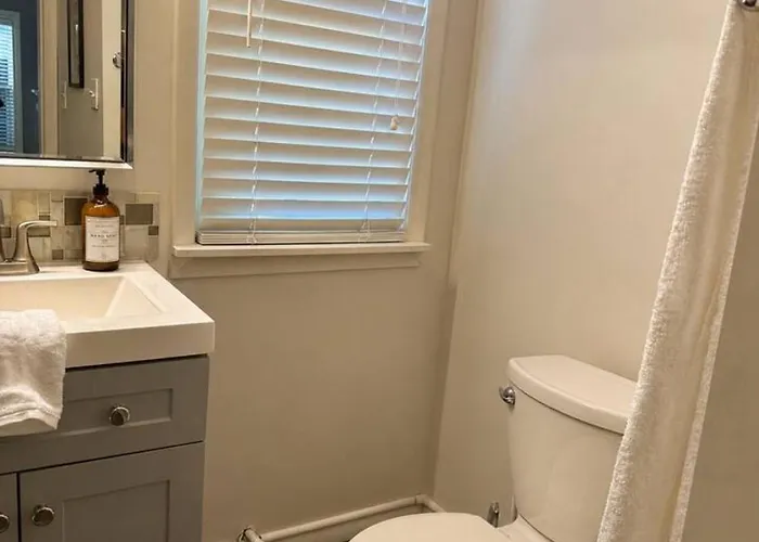 Holiday home Archer House 2br - Workspace - Pets - Downtown Tulsa