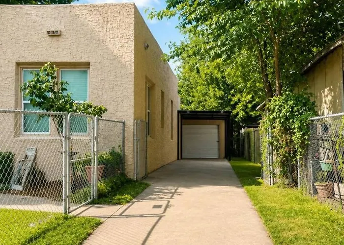 Holiday home Archer House 2br - Workspace - Pets - Downtown *